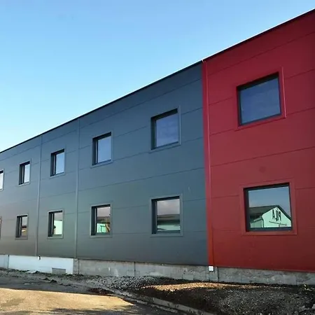 Tb Blizko Bojnic, V Prievidzi Gæstehus 3*